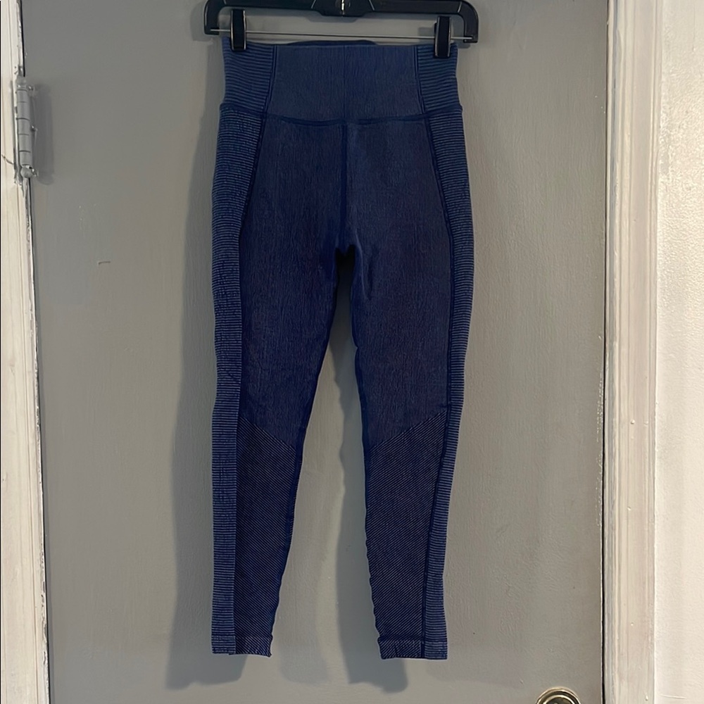 AERIE Blue Ribbed‎ Thick Leggings Size M